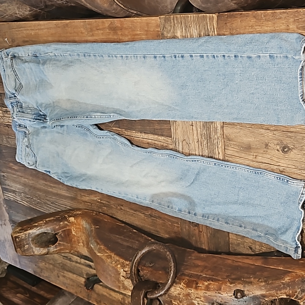 Old navy straight leg 30x32 $10